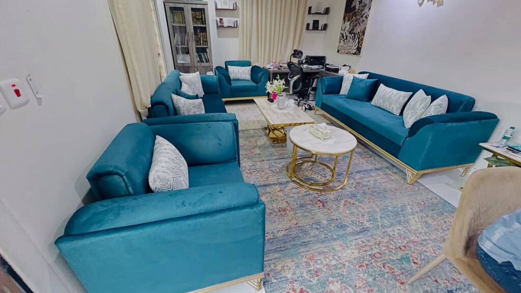 Instagram post from modern_curtain4. This post is in position 7.